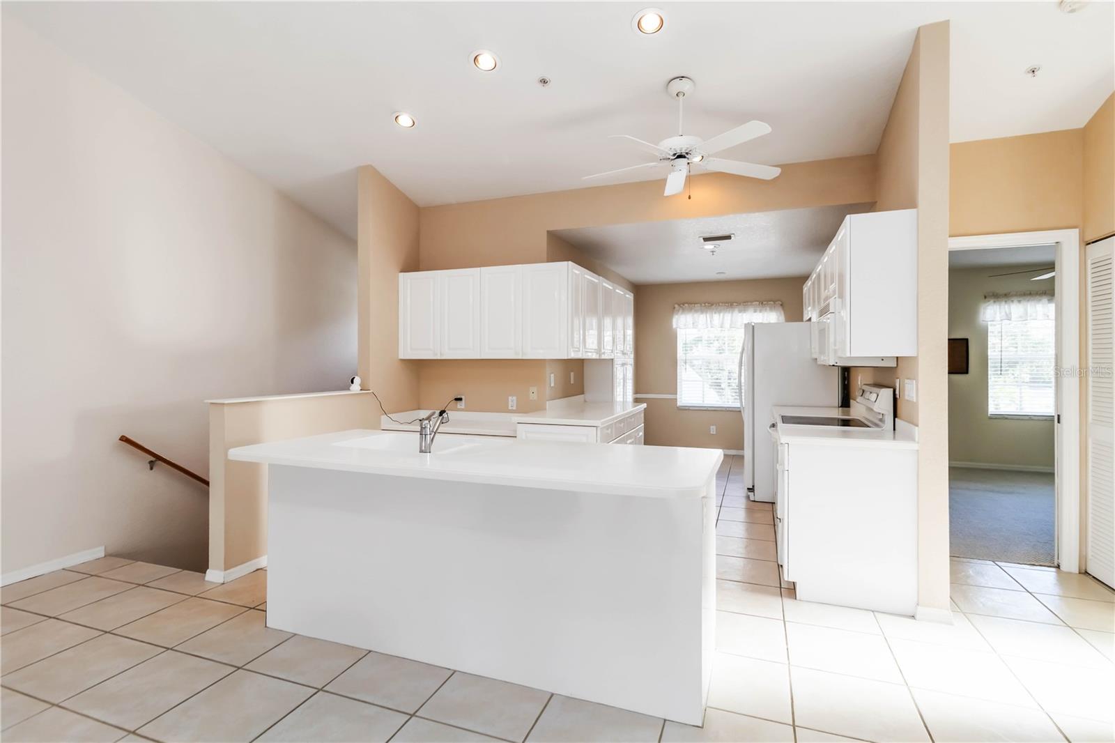 6572 FAIRWAY GARDENS DRIVE 6572