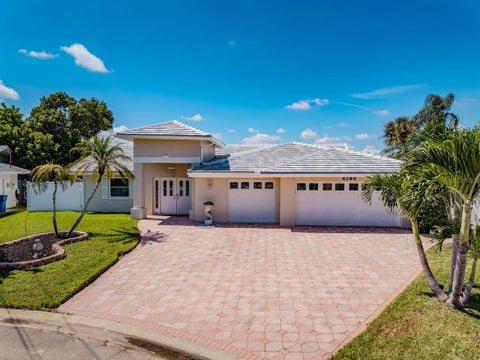 Photo of 4280 13th Lane NE, St Petersburg, FL 33703 (MLS # TB8535409)