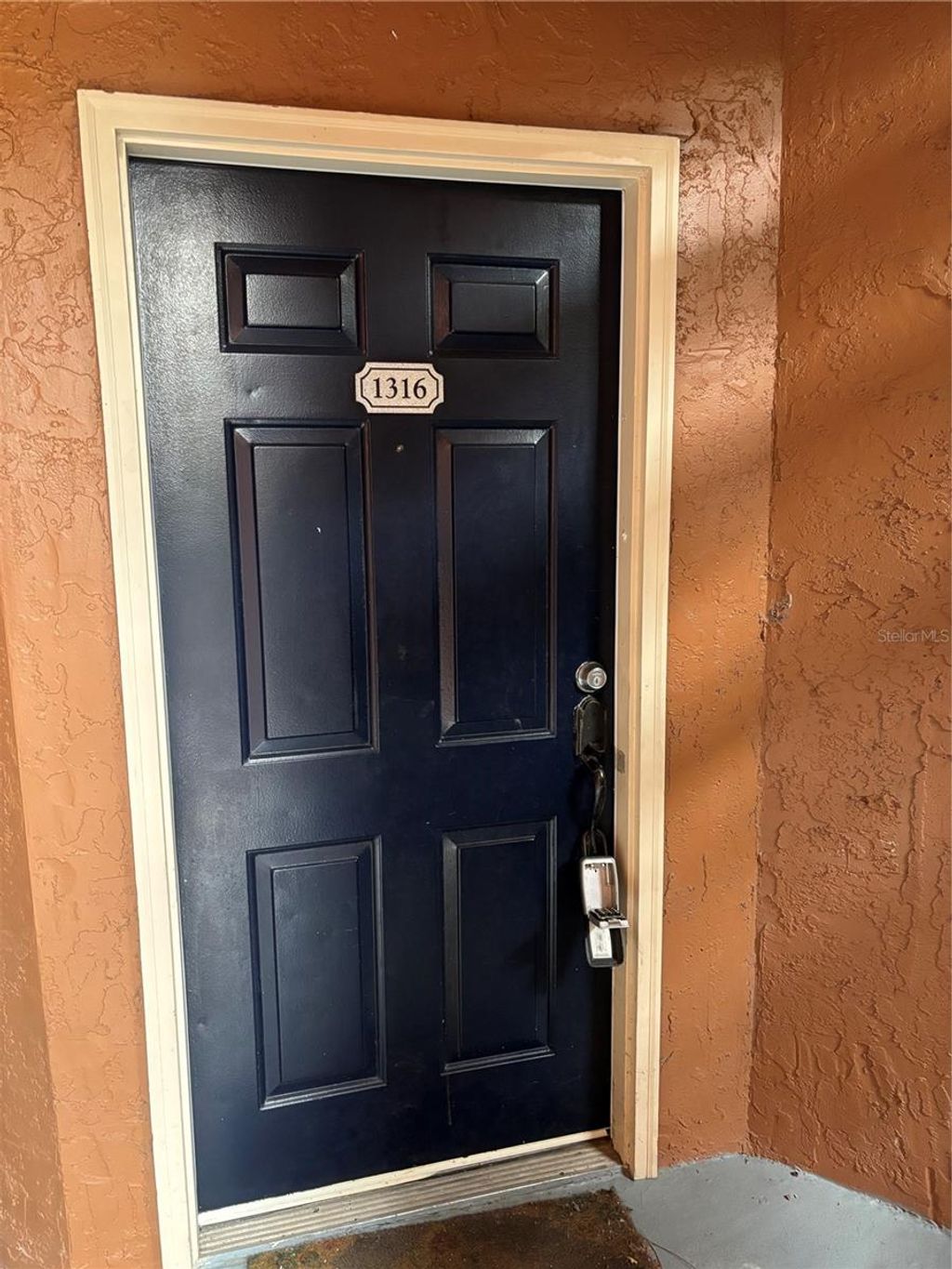 Photo of 5152 Conroy Road #1316, Orlando, FL 32811 (MLS # O6393202)