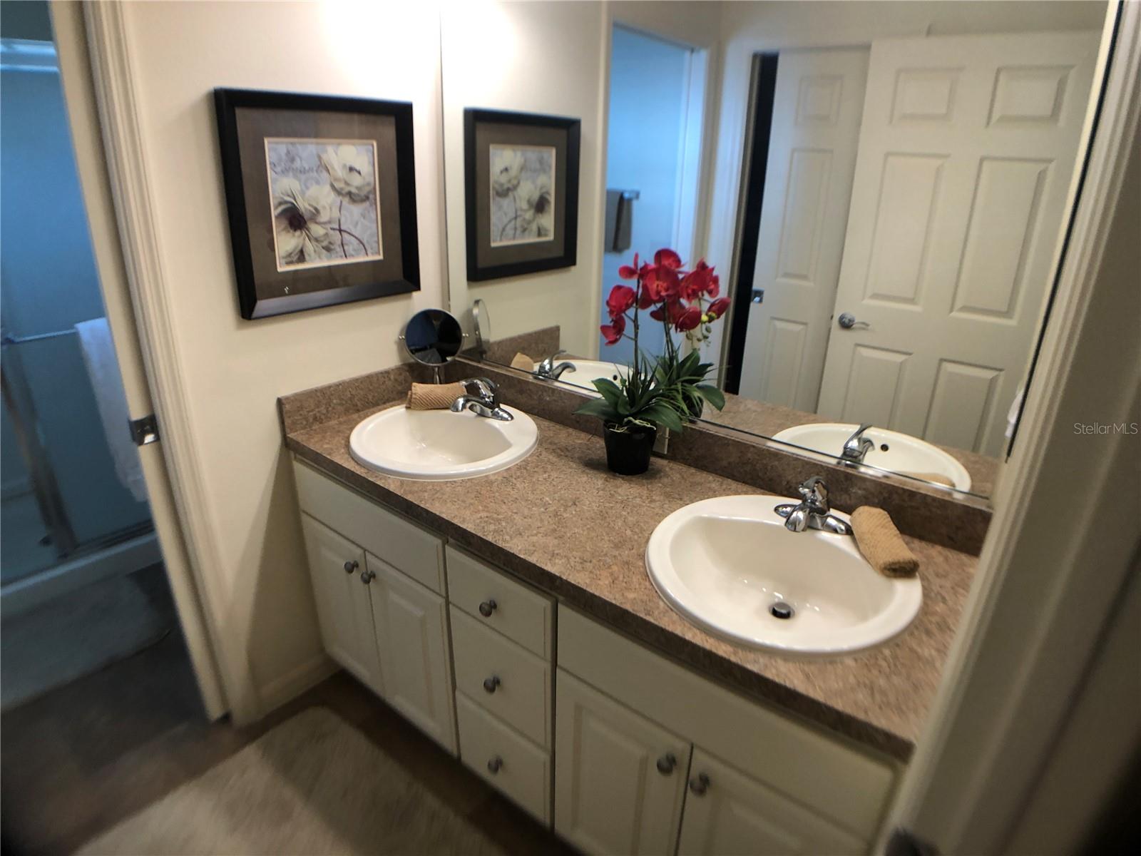 VILLAGES OF SUMTER - Residential Lease