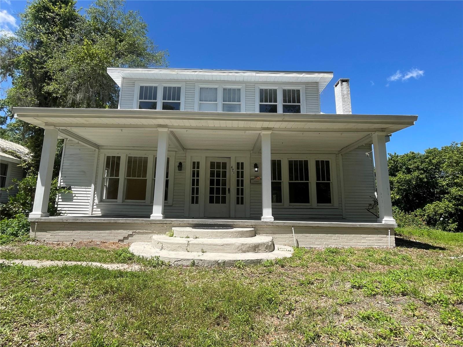 Historic Downtown Brooksville home available for immediate occupancy. Walking distance to all of the popular places located in downtown. Built in 1912, this beautiful home has almost 1900 sq ft of living space with a split floor plan to include the primary bedroom downstairs and two very large bedrooms upstairs. Beautiful hardwood floors with plenty of natural lighting in the living room and a wood burning fireplace gives a perfect cozy, home feel. Plenty of driveway/parking spaces. The "Florida" room gives additional living space. There is also a loft area upstairs that can be used as an office, playroom, or extra sitting room. Call today for your private tour!