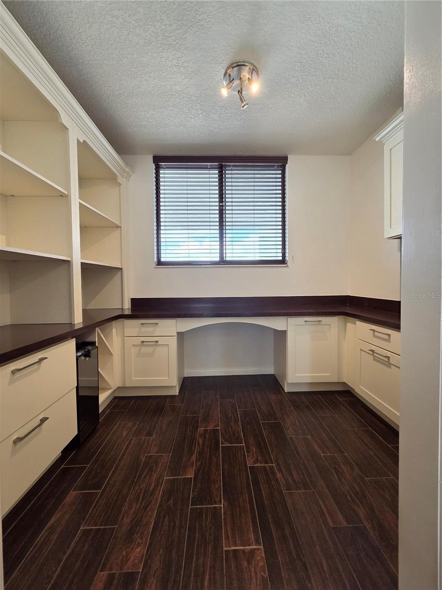 530 EAST CENTRAL CONDO - Residential