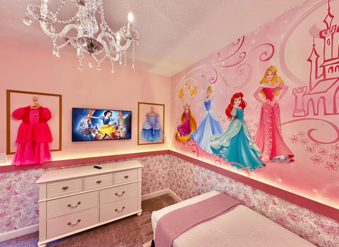 COVE AT STOREY LAKE 5 - Residential