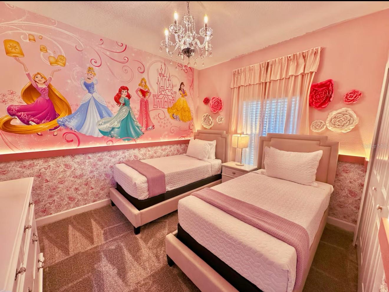 COVE AT STOREY LAKE 5 - Residential