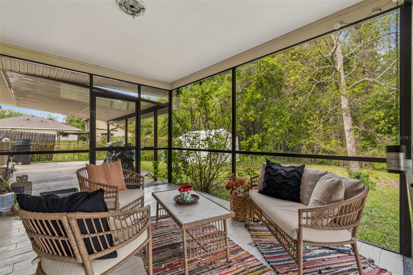 MOON LAKE ESTATES - Residential