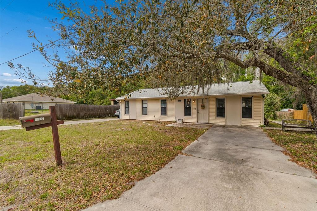 Photo of 9917 Lake Drive, New Port Richey, FL 34654 (MLS # TB8493046)