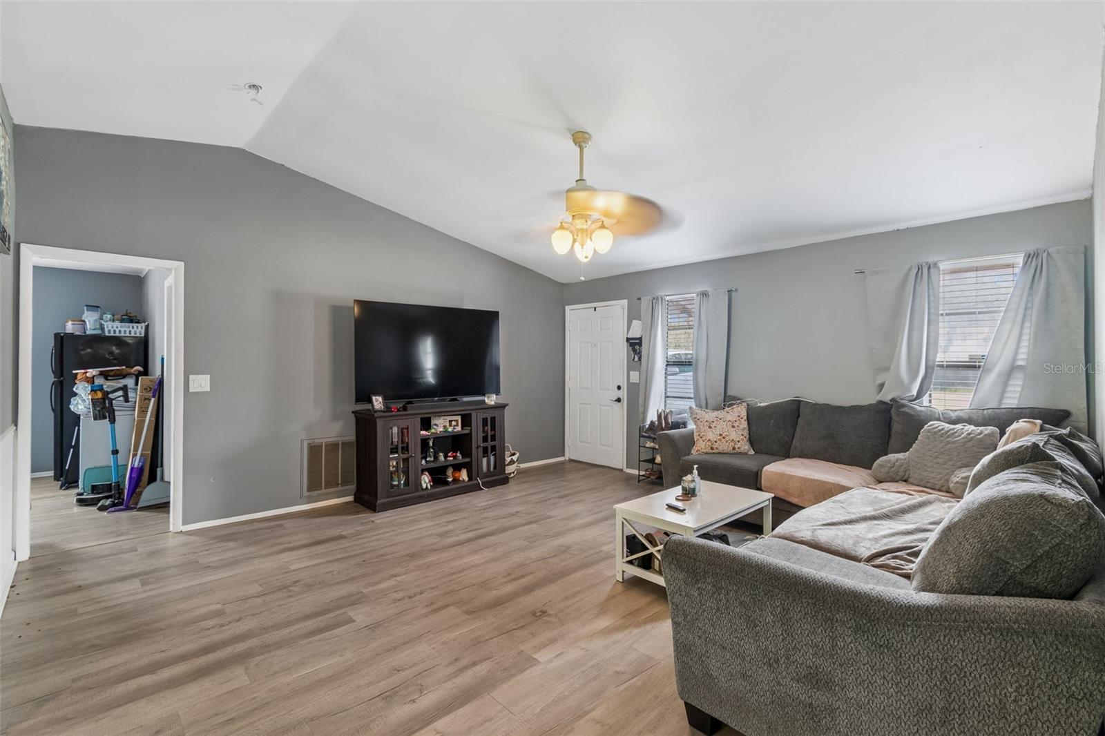 MOON LAKE ESTATES - Residential