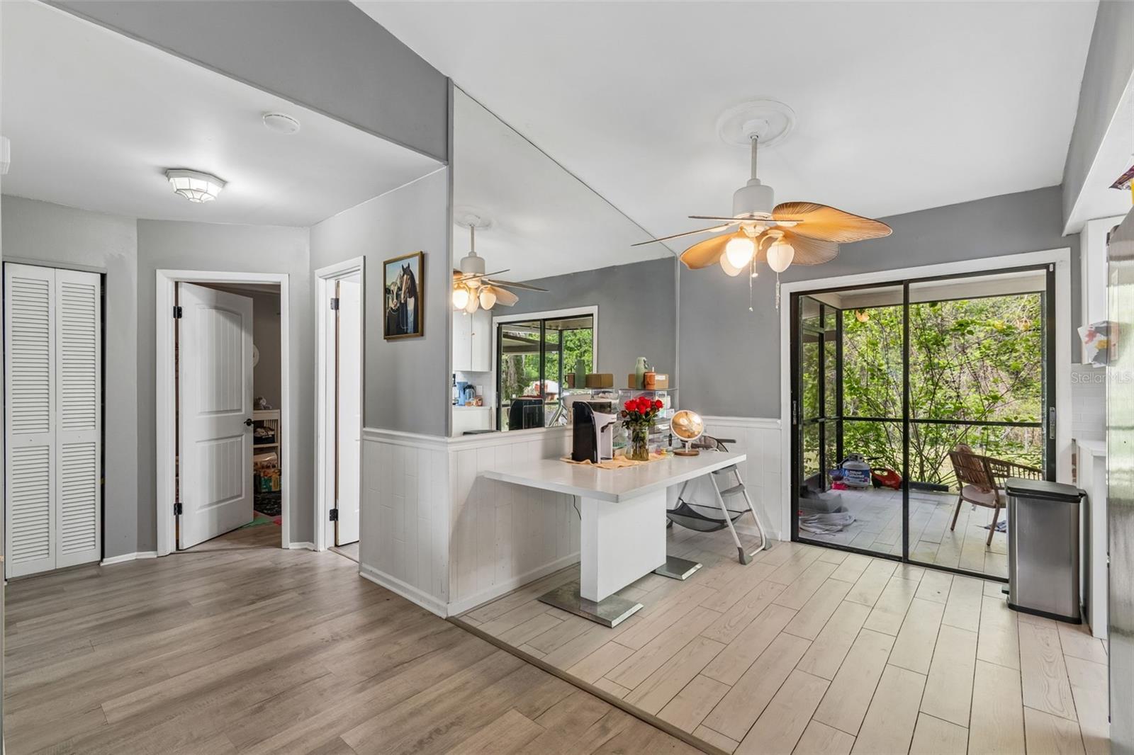 MOON LAKE ESTATES - Residential