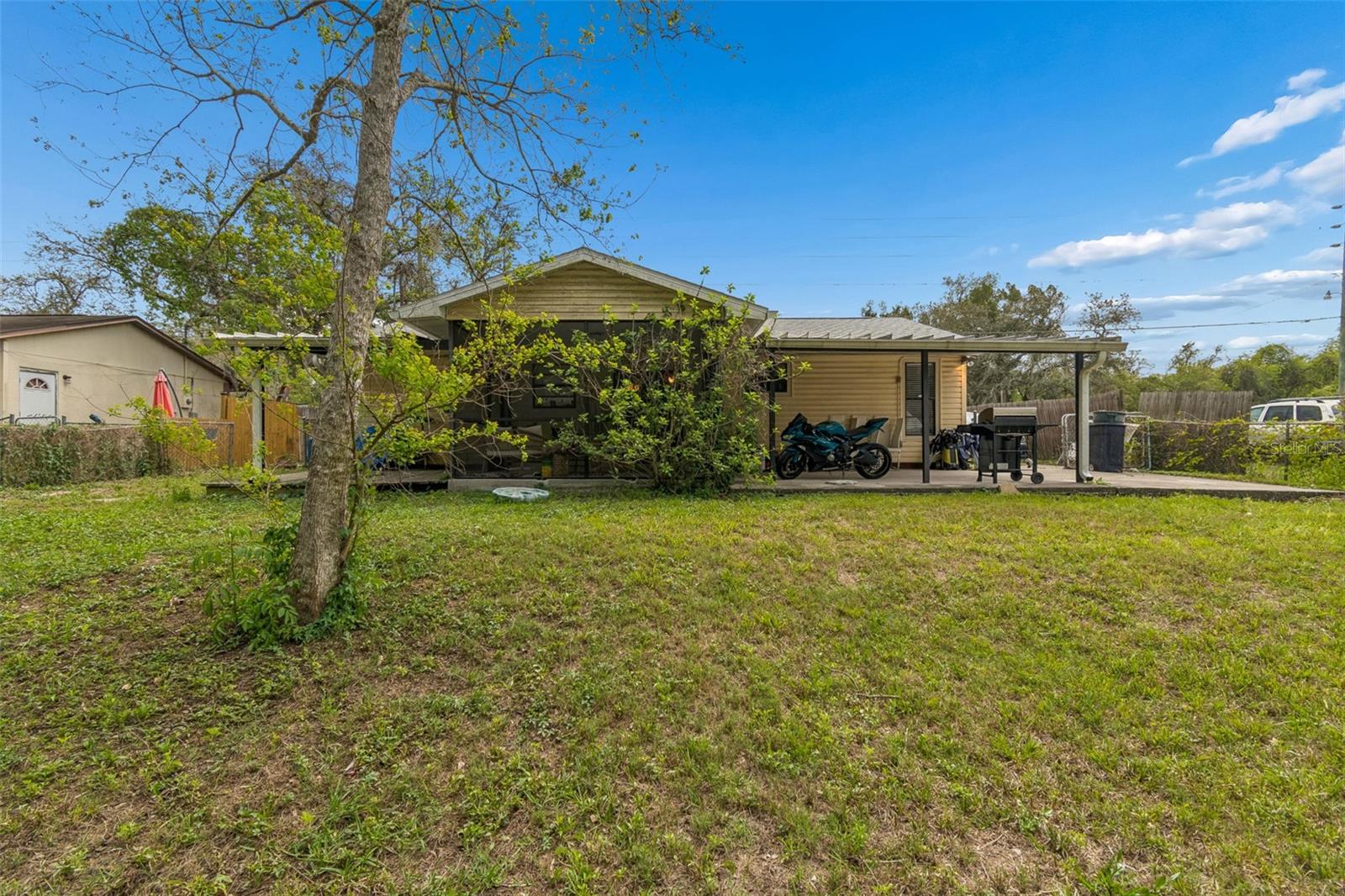 MOON LAKE ESTATES - Residential