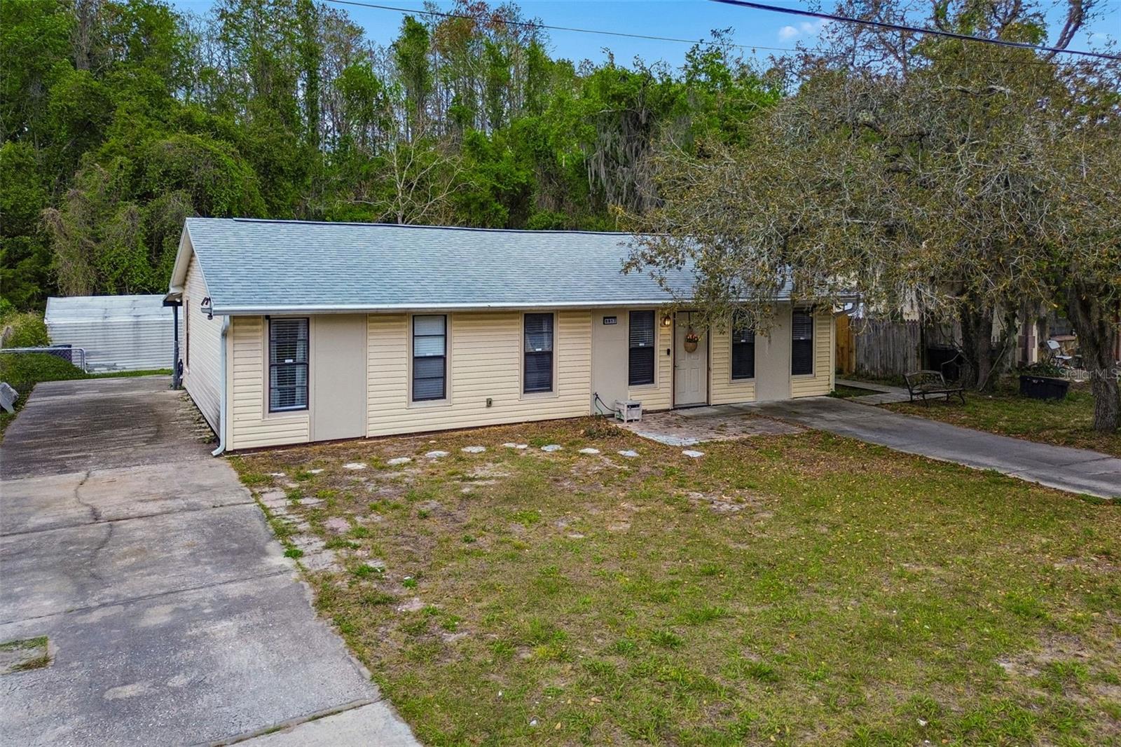 MOON LAKE ESTATES - Residential