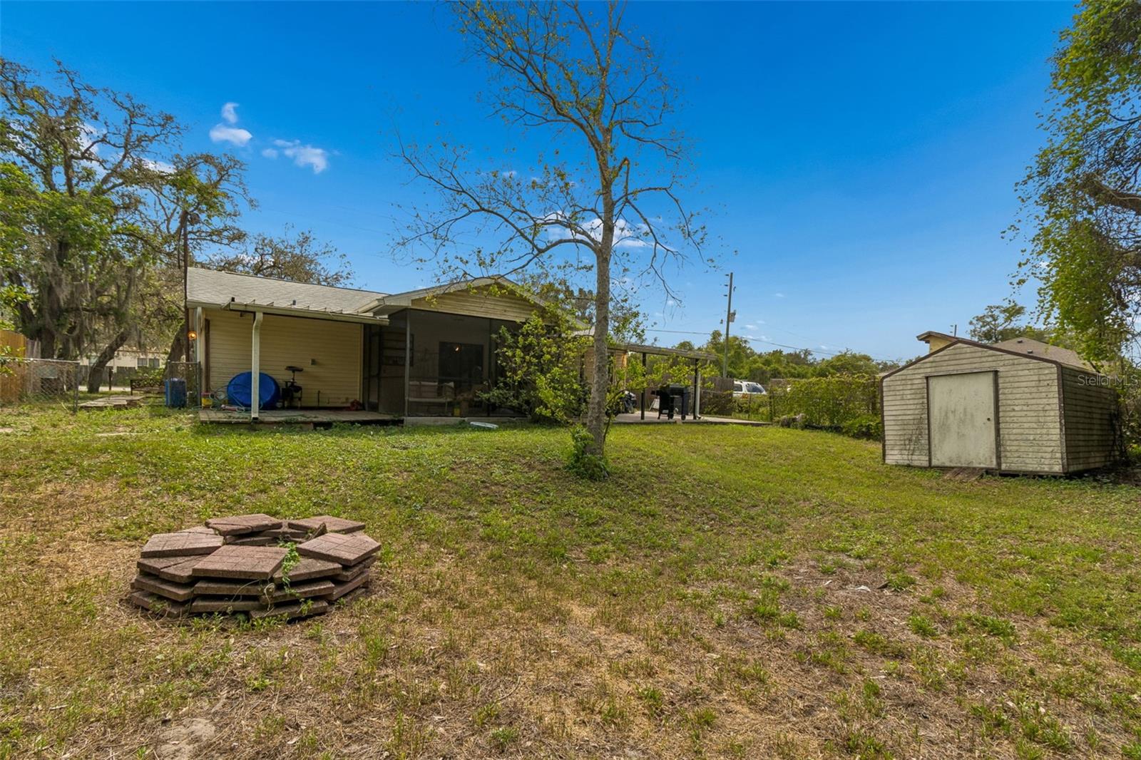 MOON LAKE ESTATES - Residential