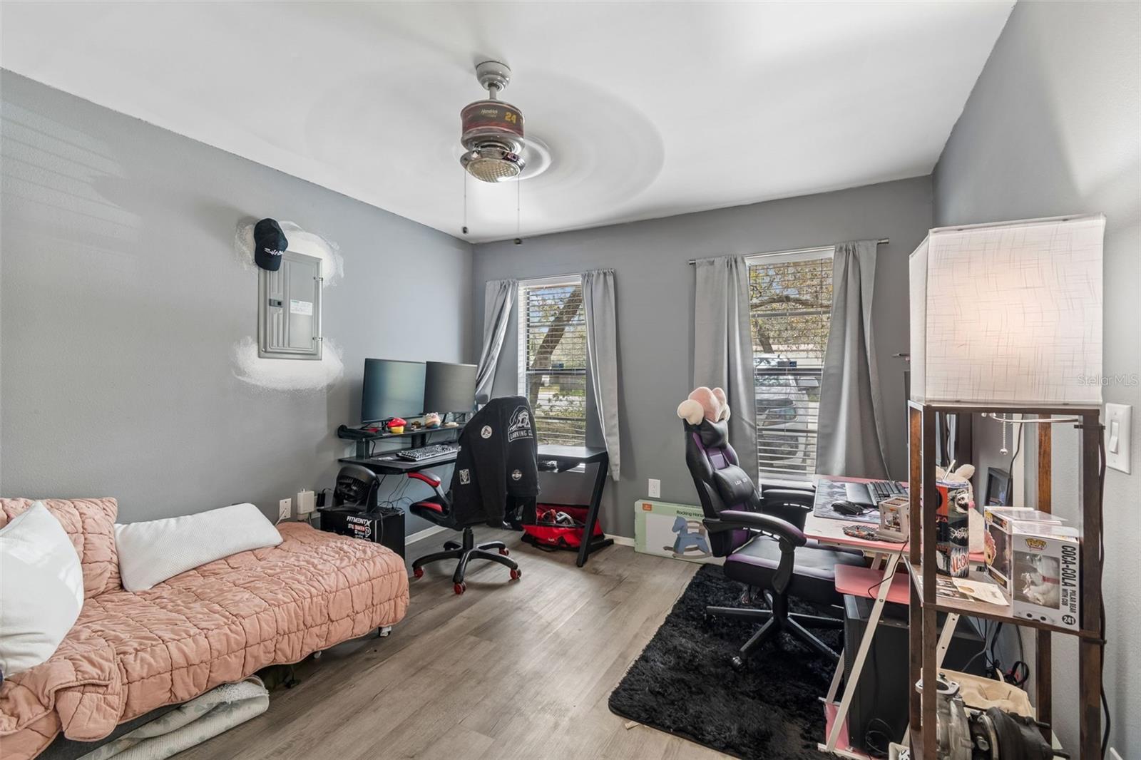 MOON LAKE ESTATES - Residential