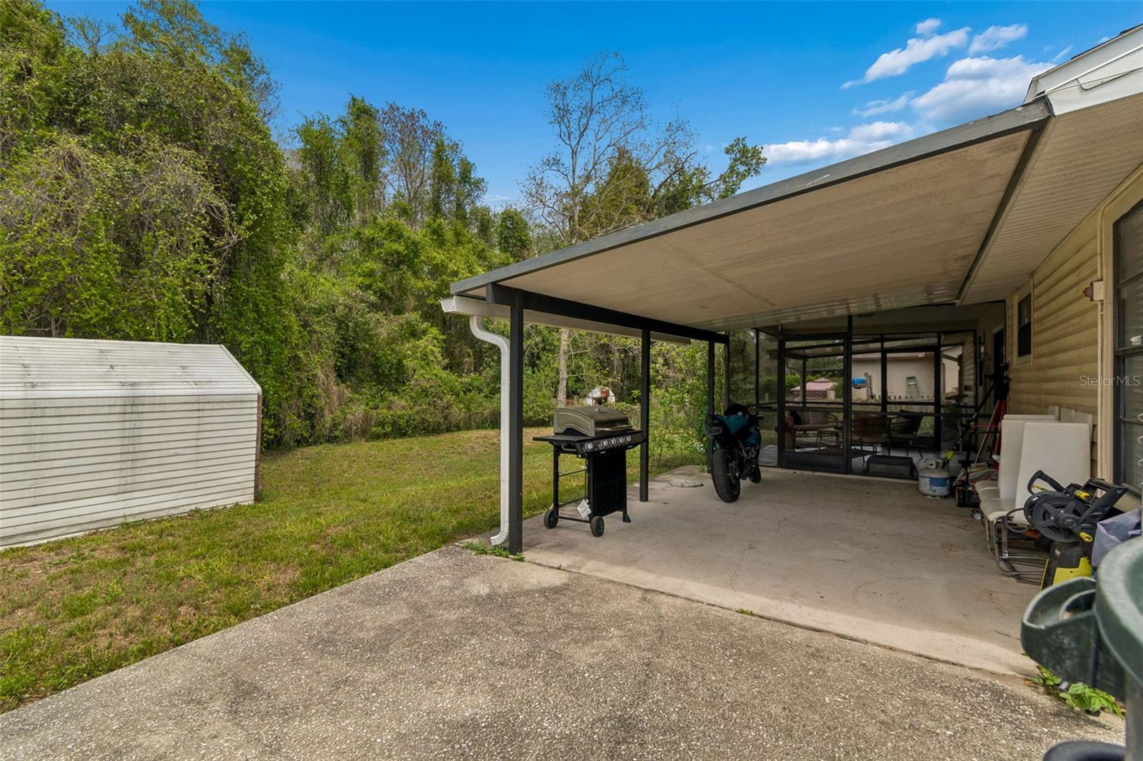 MOON LAKE ESTATES - Residential