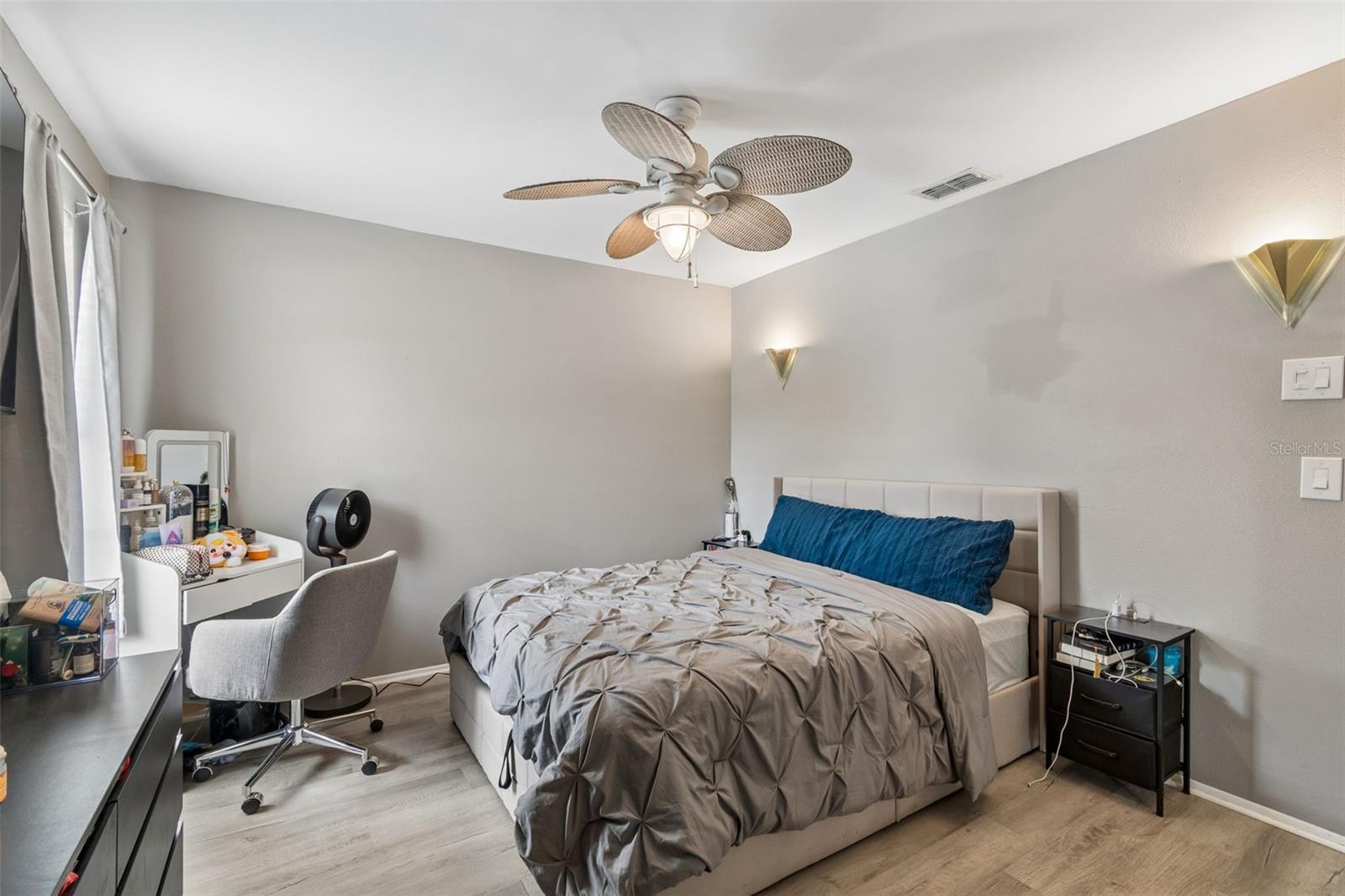 MOON LAKE ESTATES - Residential