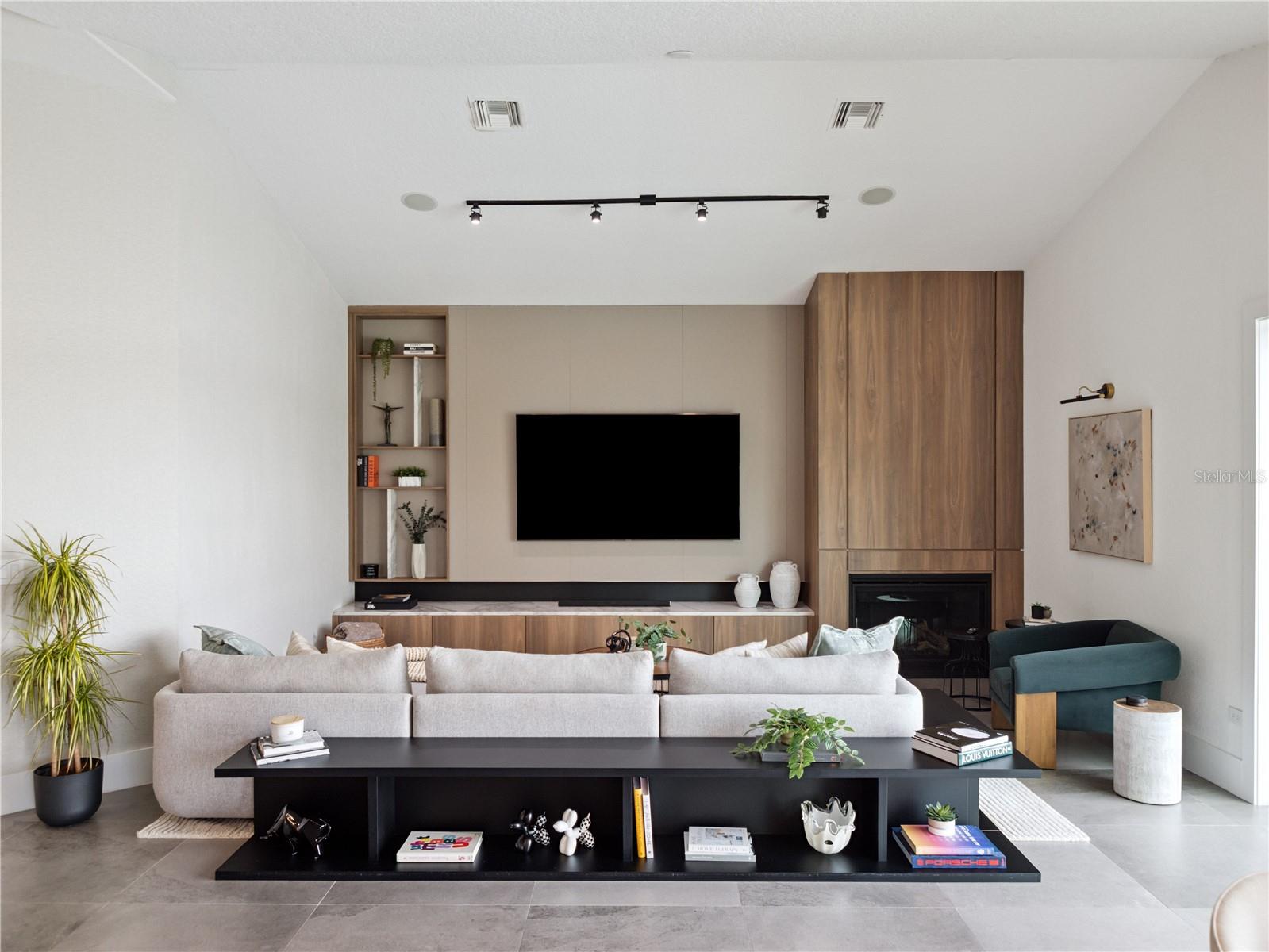 NORTH BAY SEC 02 - Residential
