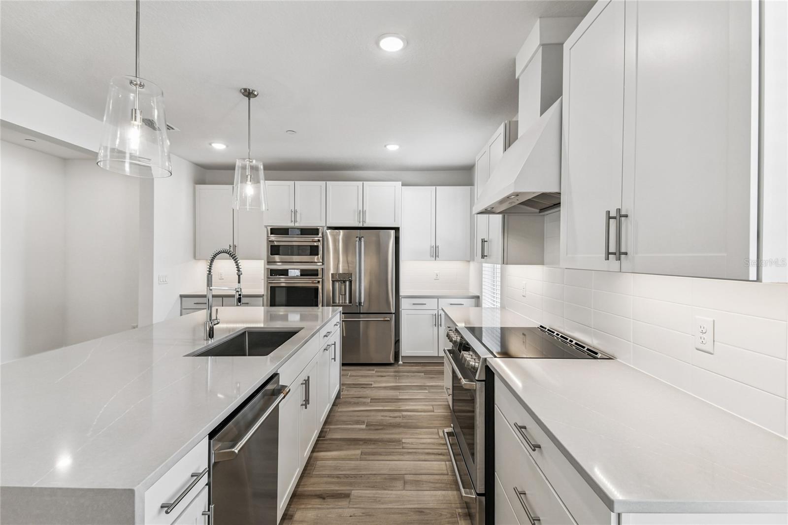 1824 LIPHOCK ALLEY 30