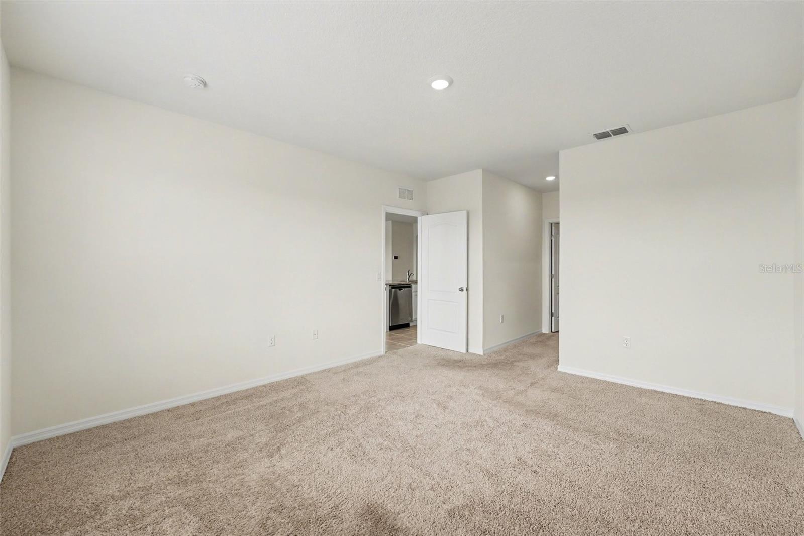 LAKES/LAUREL HLNDS PH 2B - Residential