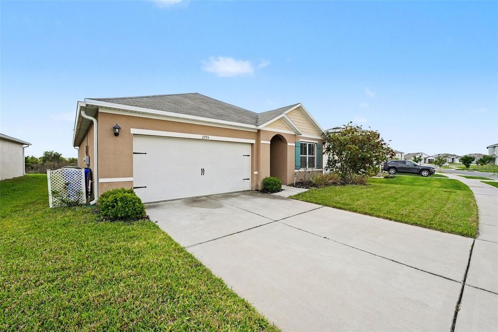 Photo of 2795 Grandbury Grove Road, Lakeland, FL 33811 (MLS # TB8496211)