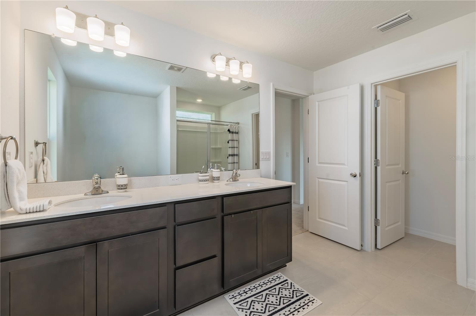 WHISPERING PINES PH 2 - Residential