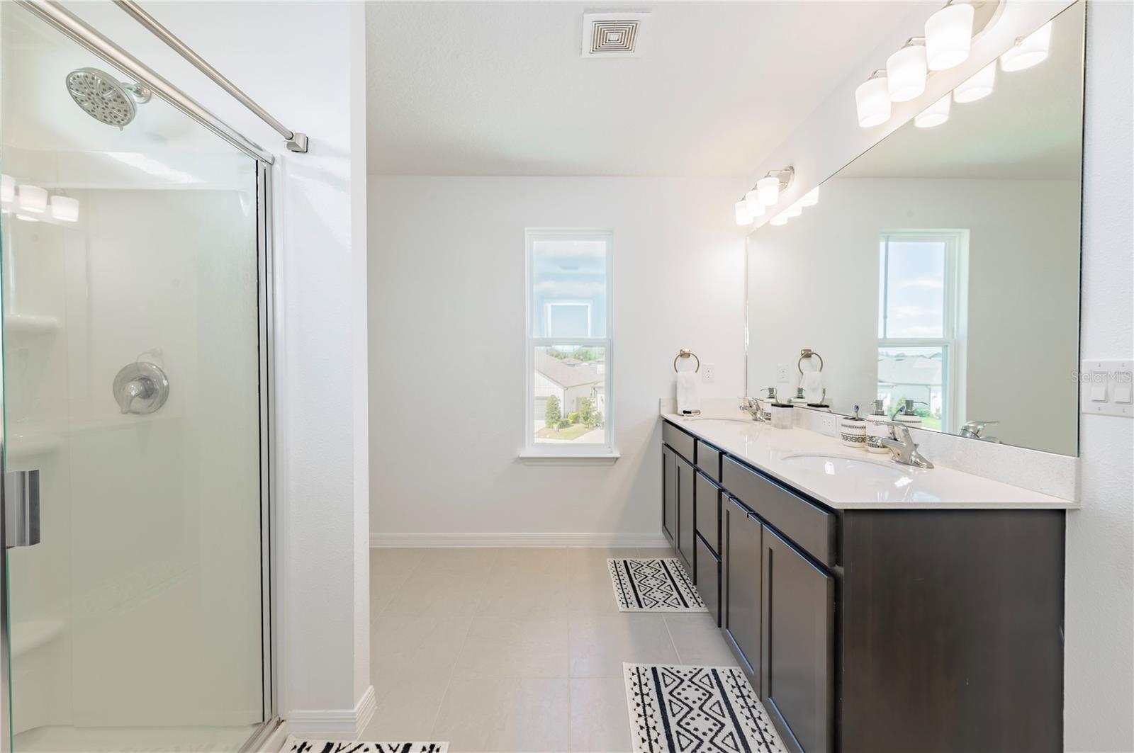 WHISPERING PINES PH 2 - Residential