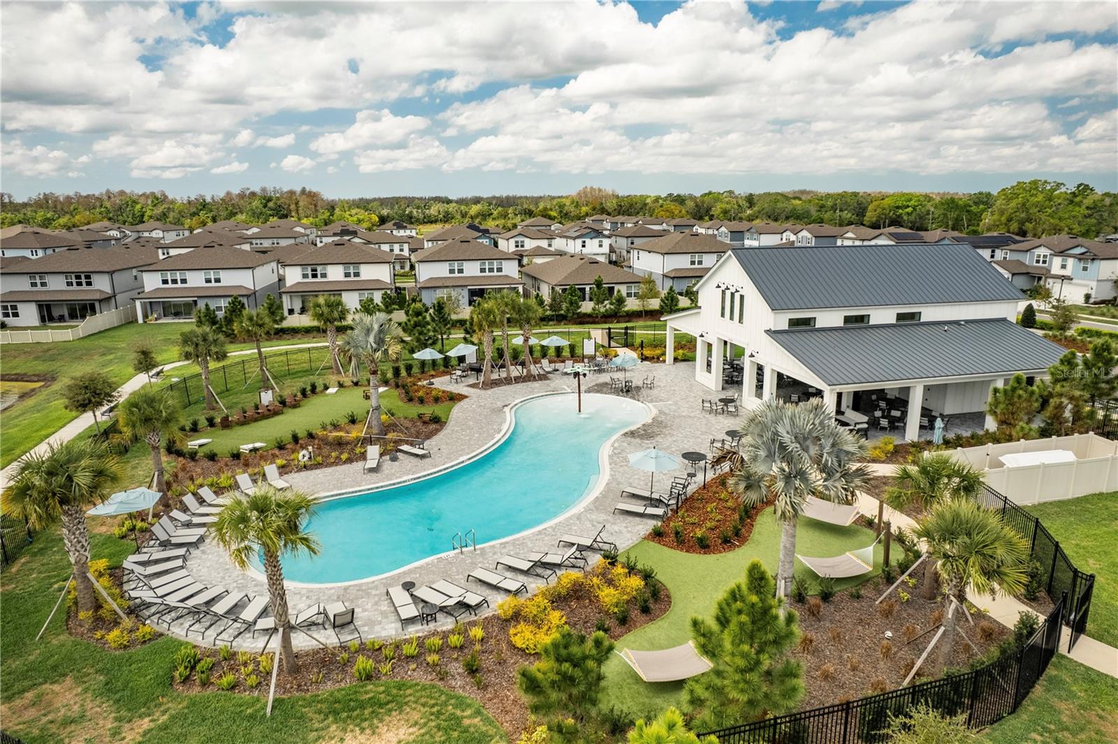 WHISPERING PINES PH 2 - Residential