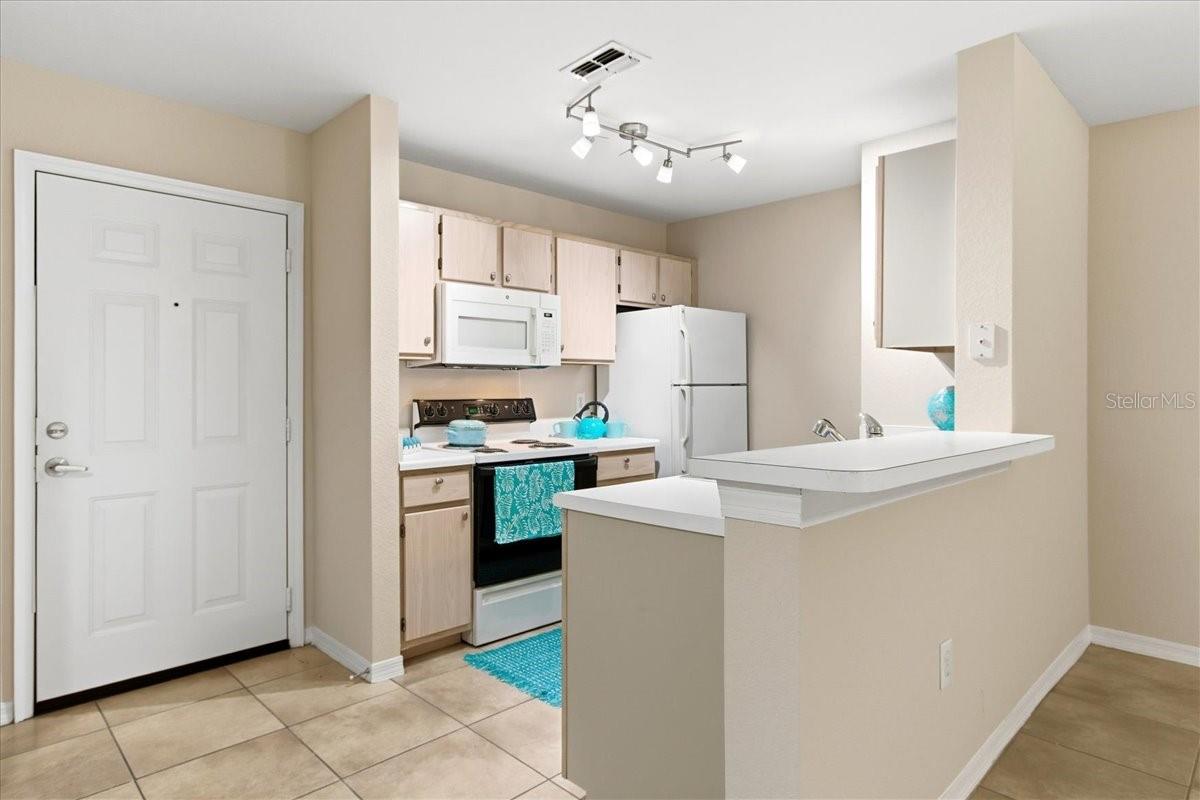 CYPRESS FAIRWAY CONDOMINIUM - Residential