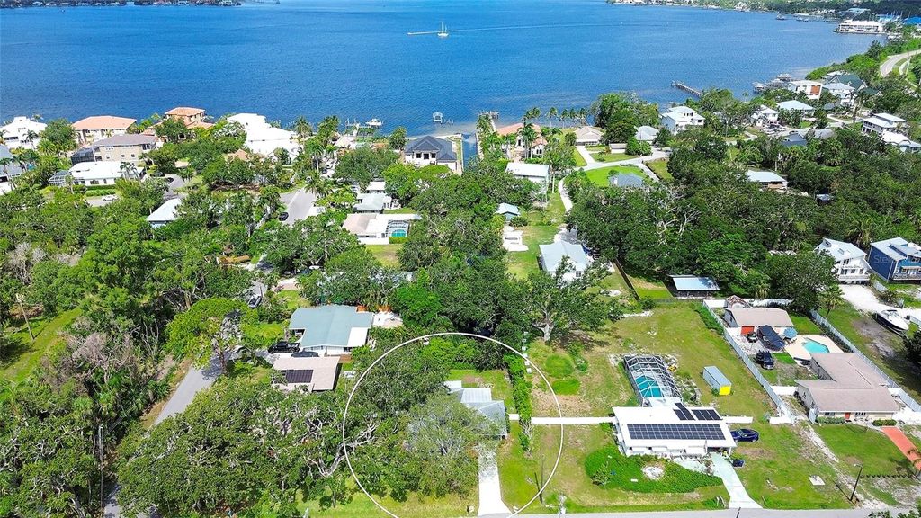 Photo of 719 32nd Avenue W, Palmetto, FL 34221 (MLS # A4654347)