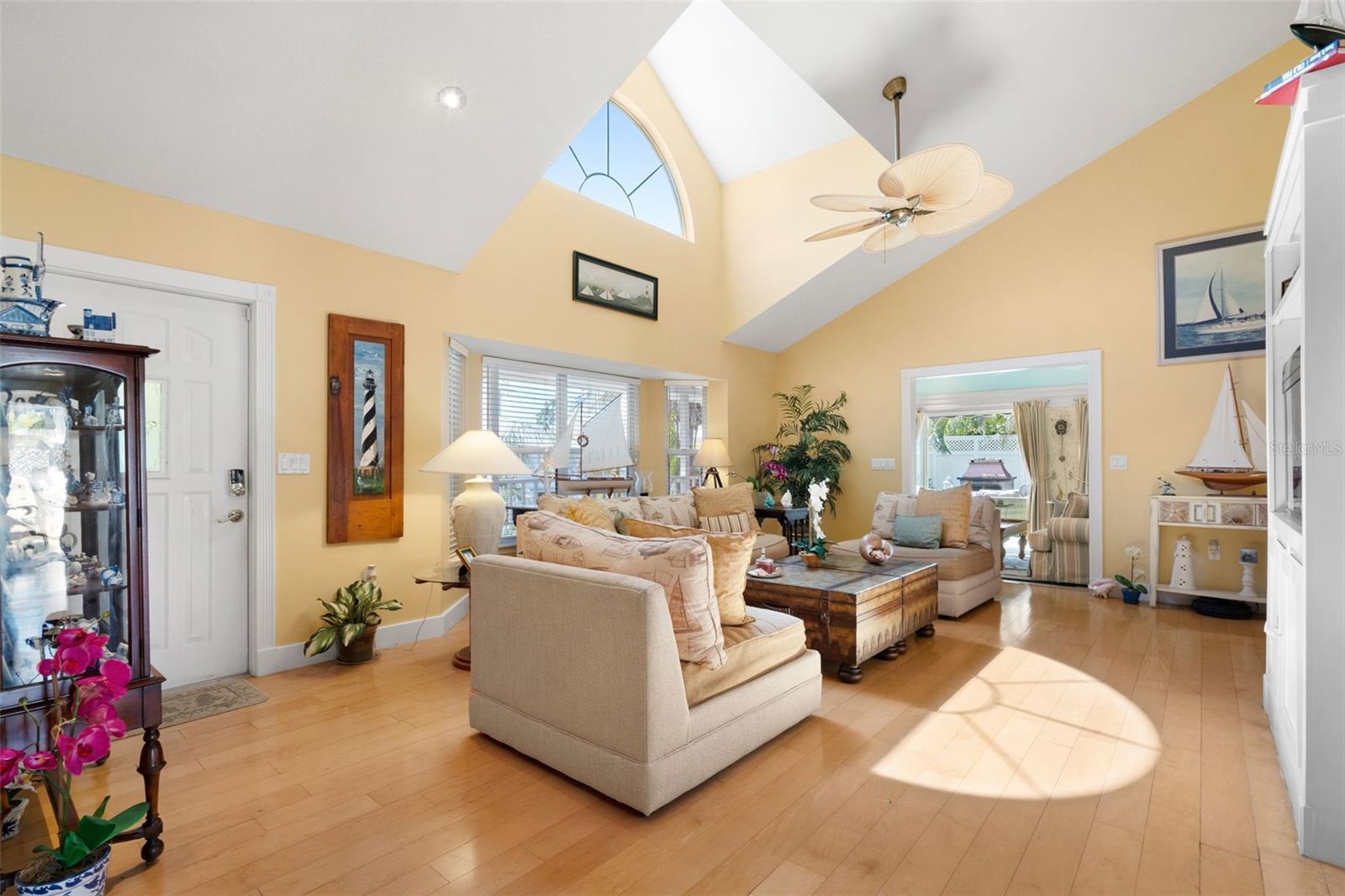 HERITAGE BAY - Residential