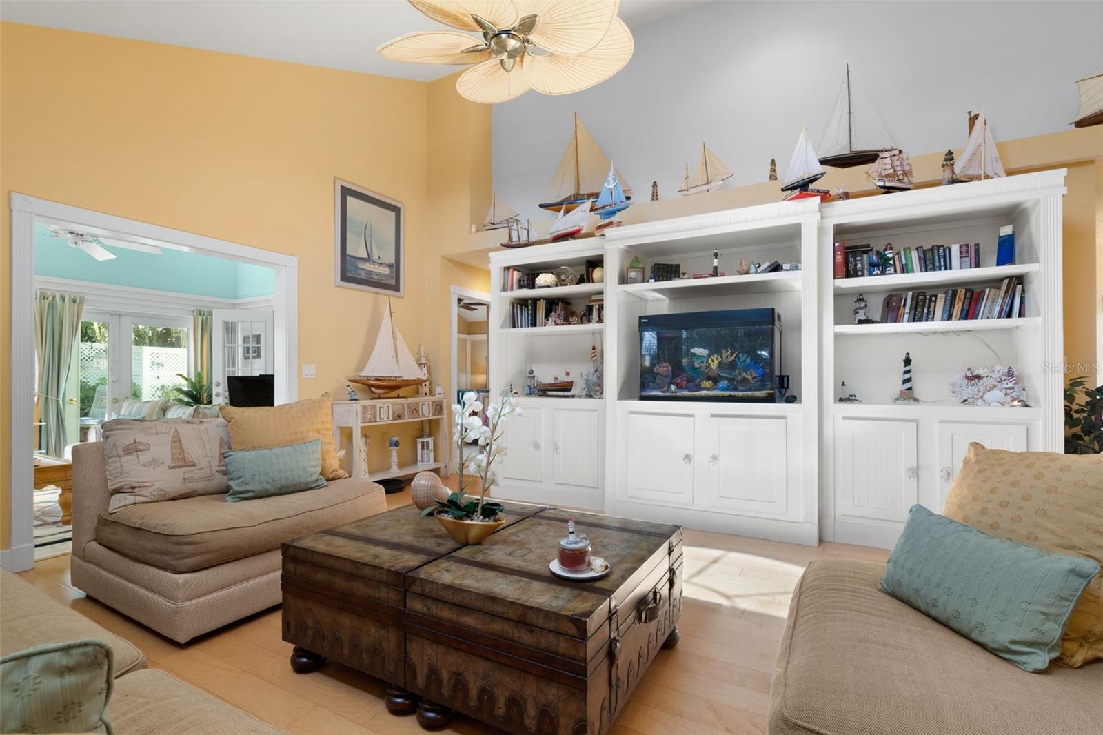 HERITAGE BAY - Residential