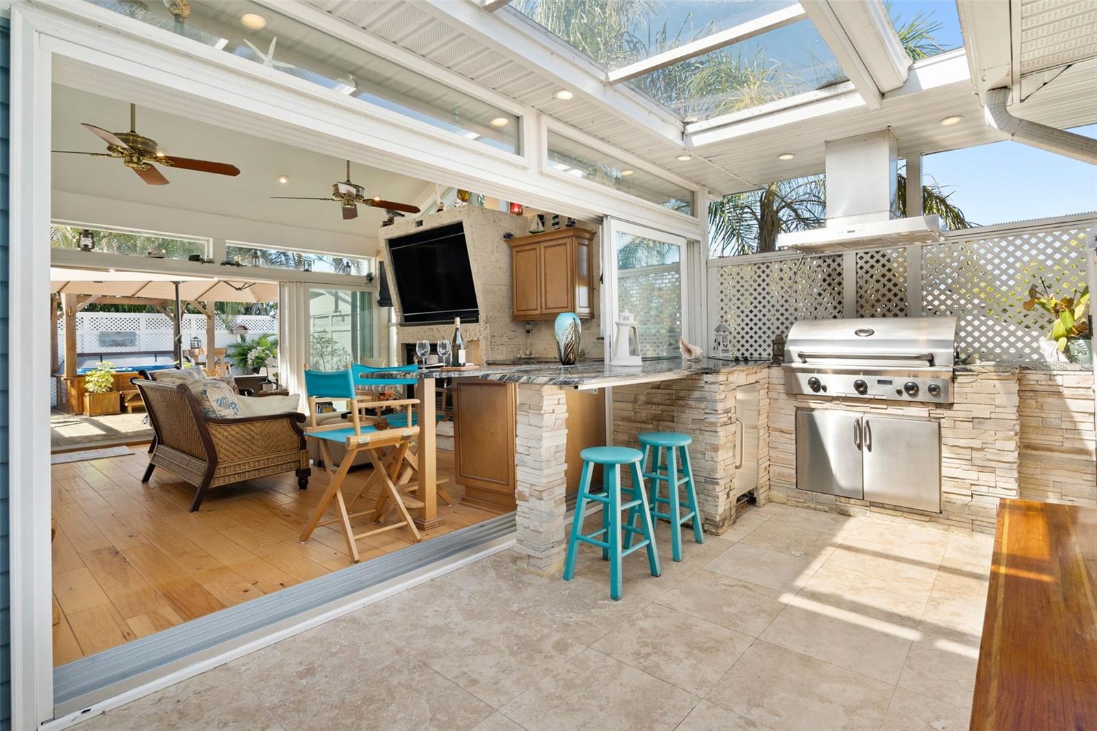 HERITAGE BAY - Residential