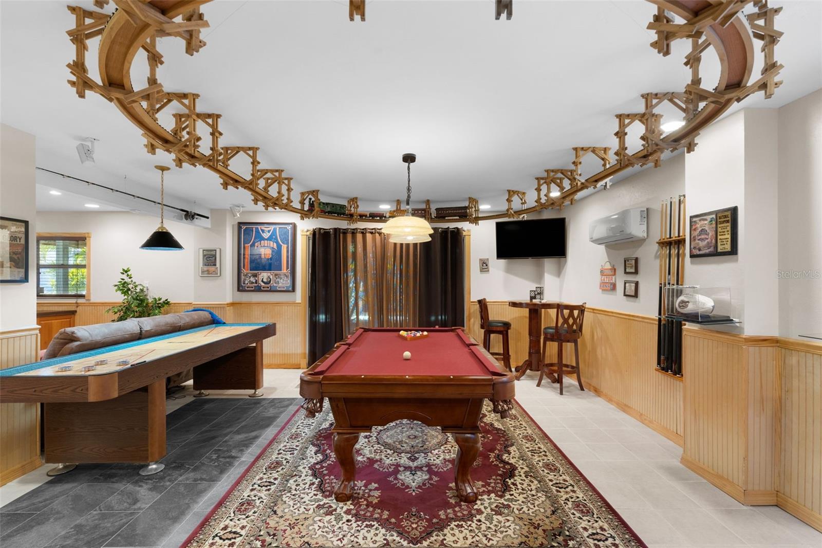 HERITAGE BAY - Residential