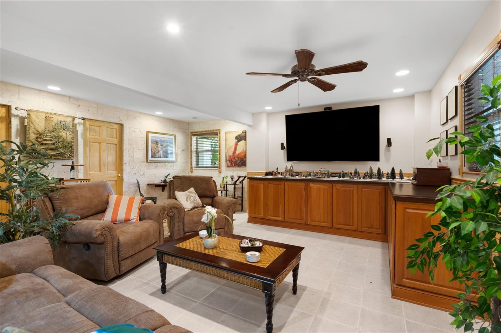 HERITAGE BAY - Residential