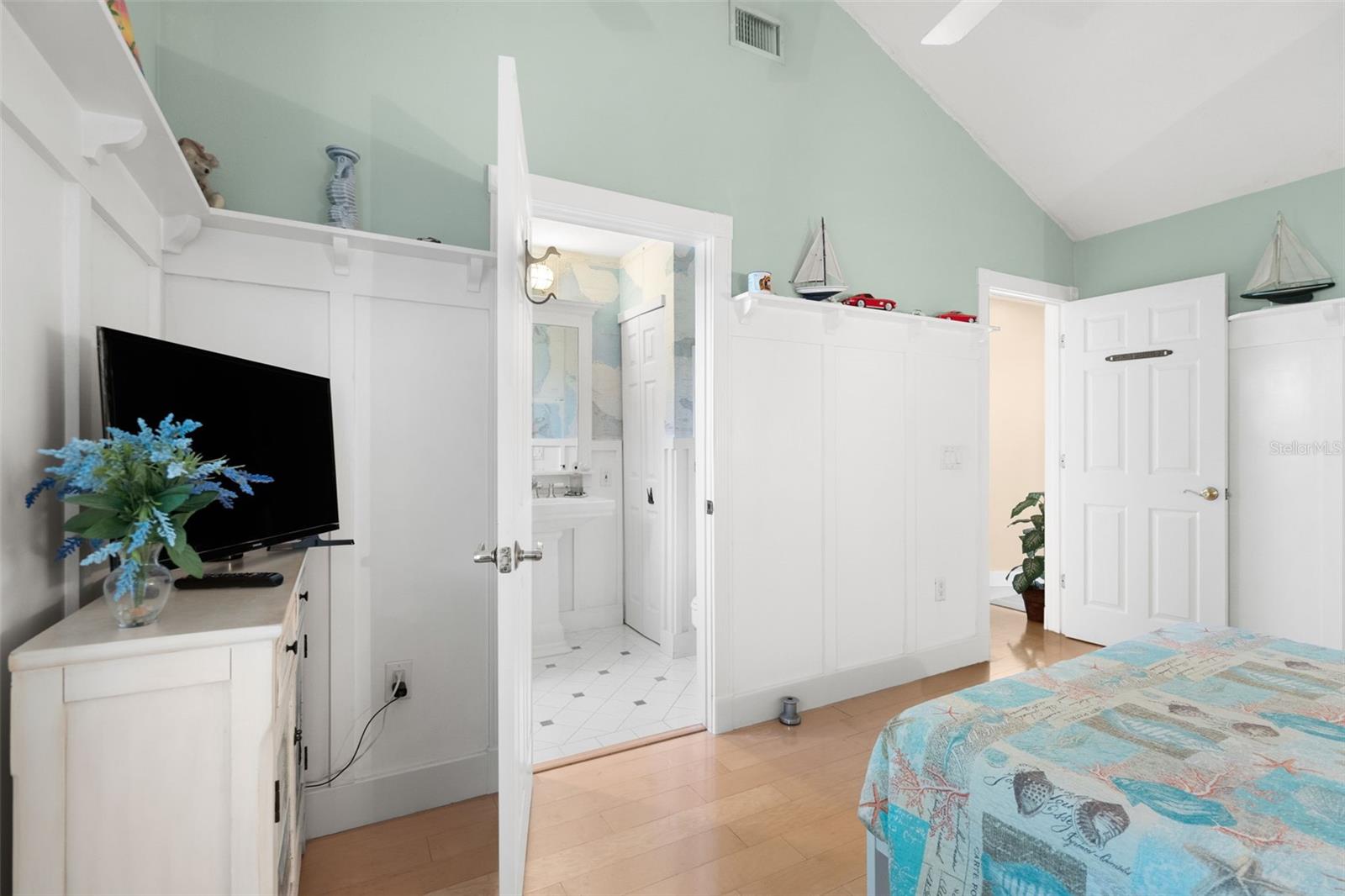 HERITAGE BAY - Residential