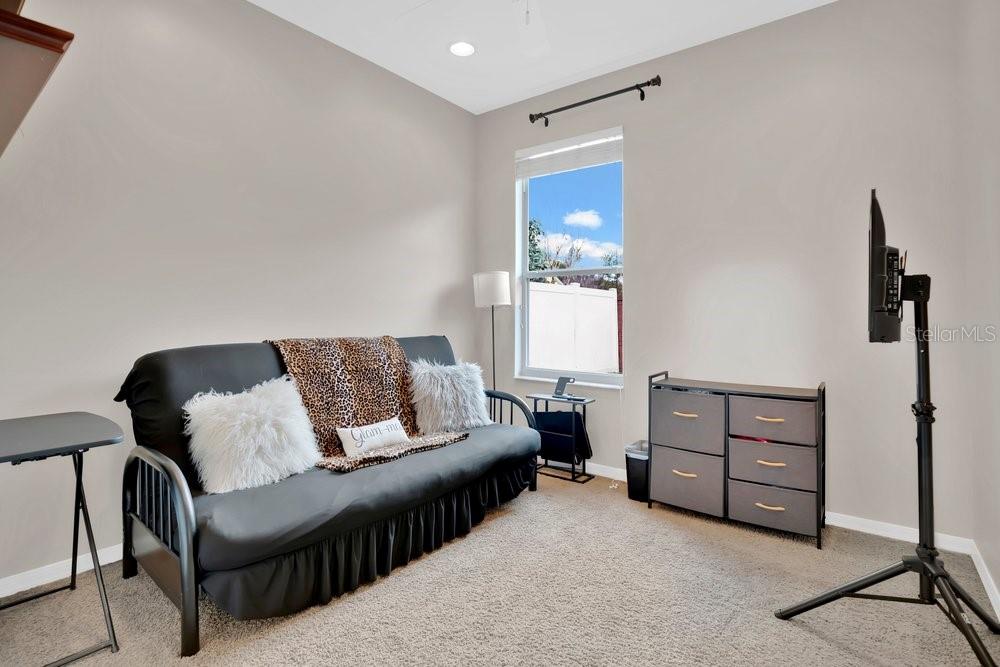 REGENCY ESTATES - Residential