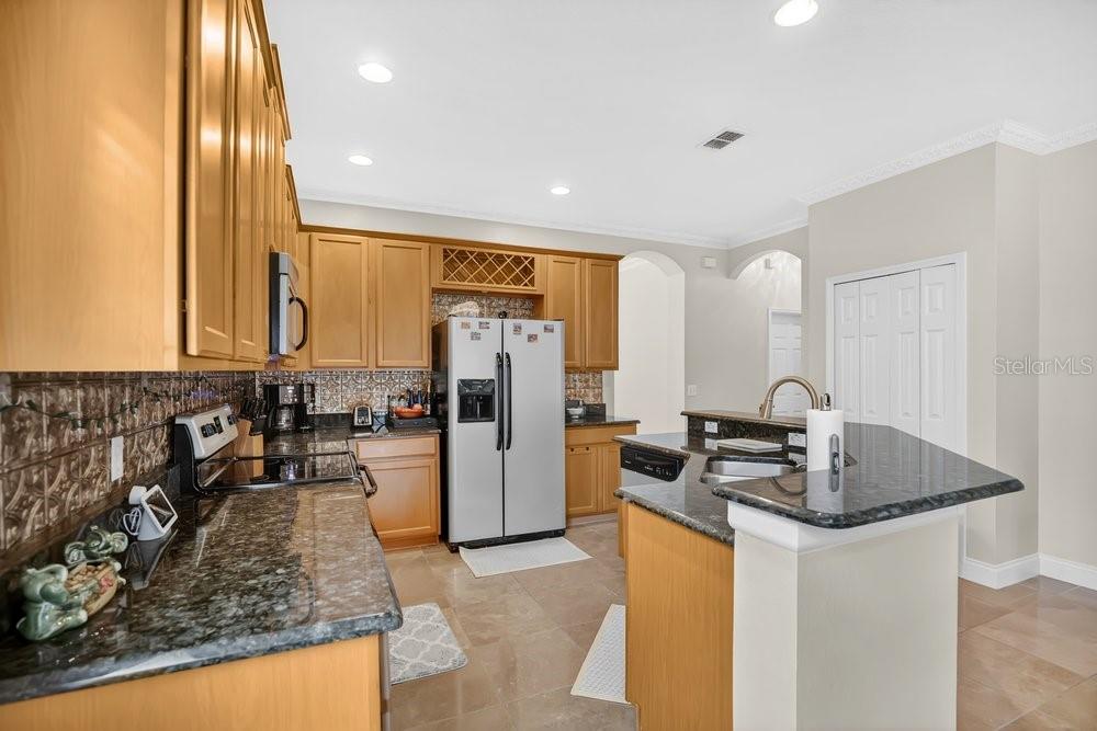 REGENCY ESTATES - Residential