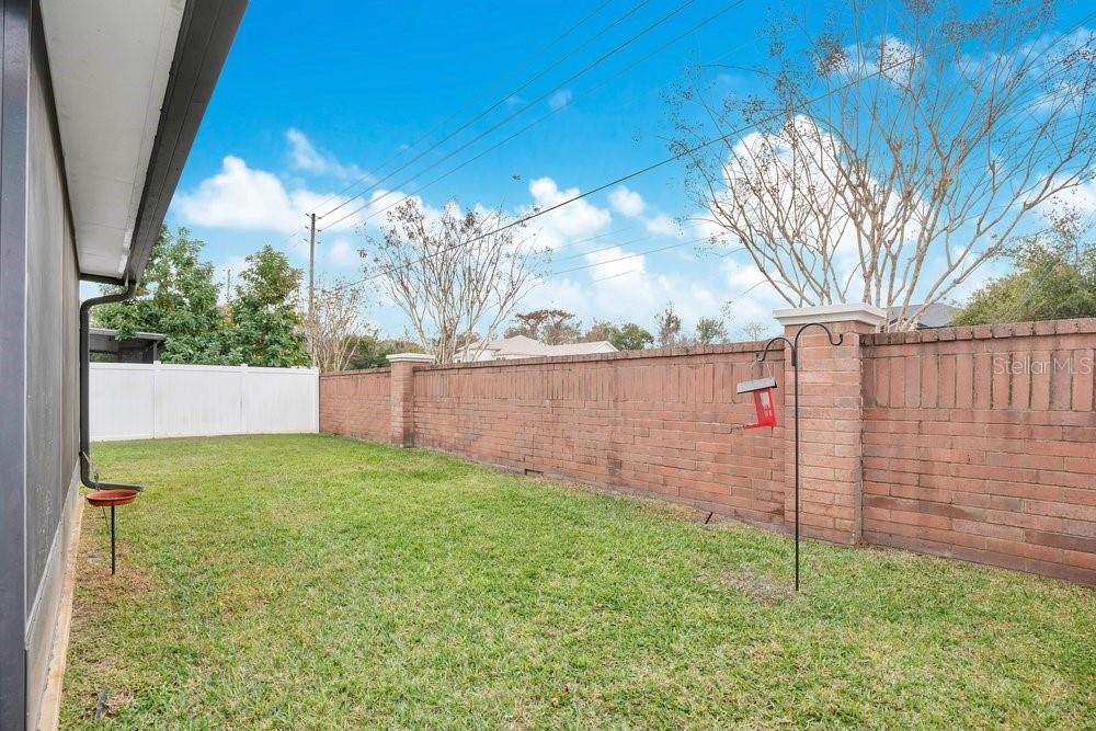 REGENCY ESTATES - Residential