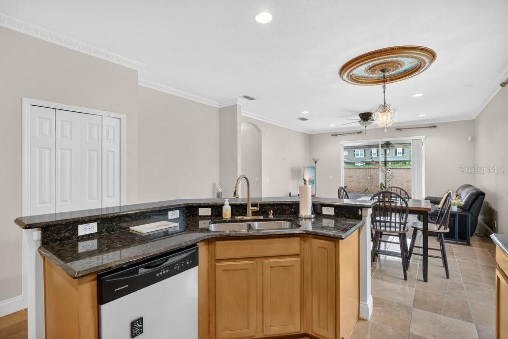 REGENCY ESTATES - Residential