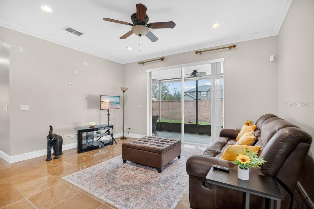 REGENCY ESTATES - Residential