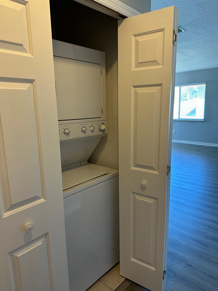 Jy Detwilers 1st Add - Residential Lease