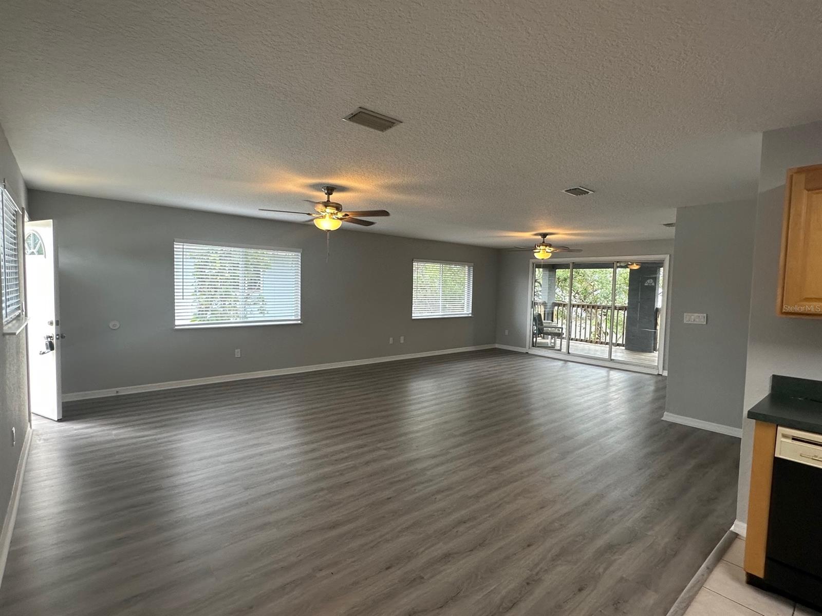 Jy Detwilers 1st Add - Residential Lease