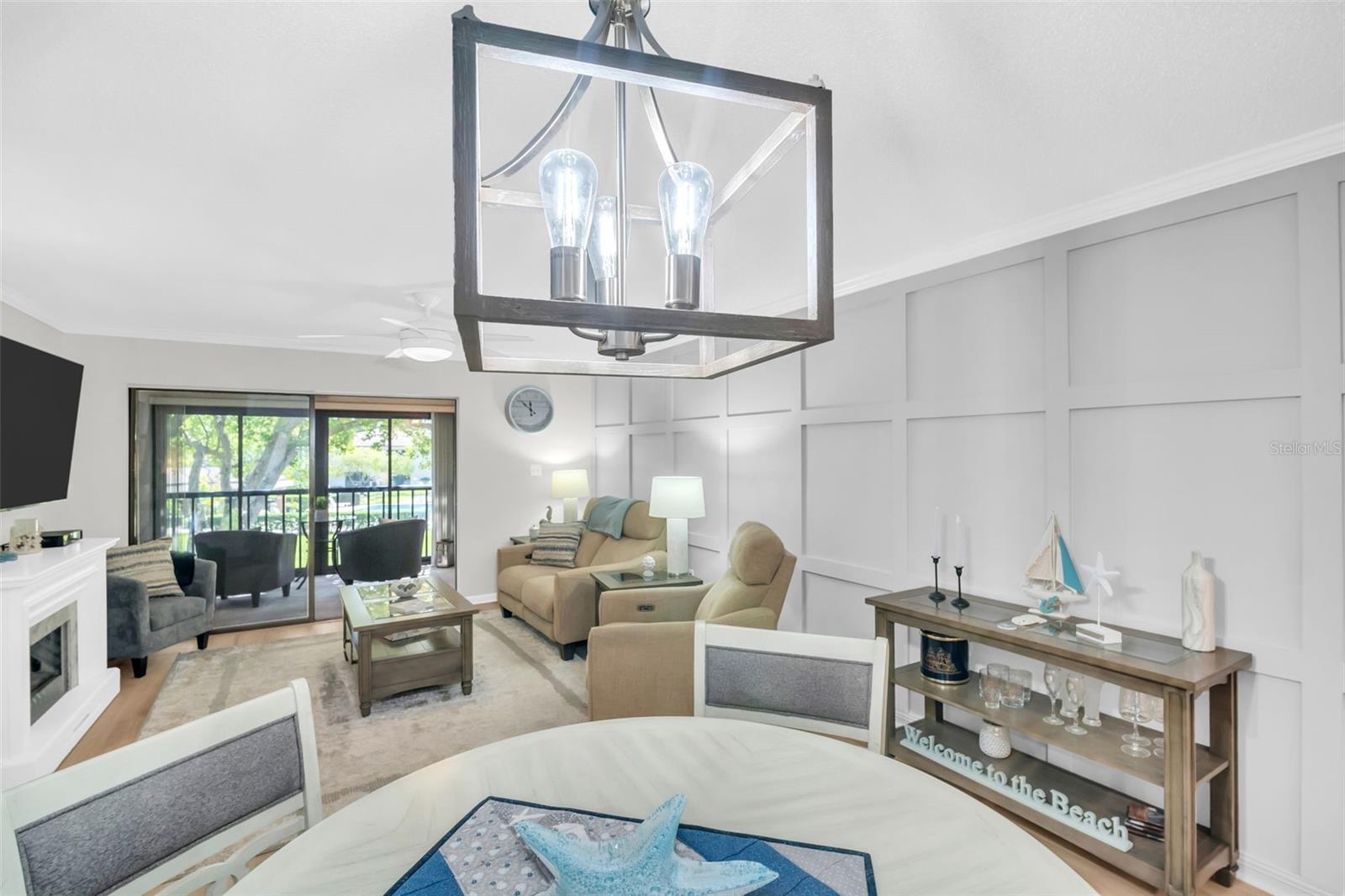 LANDINGS CONDO THE - Residential