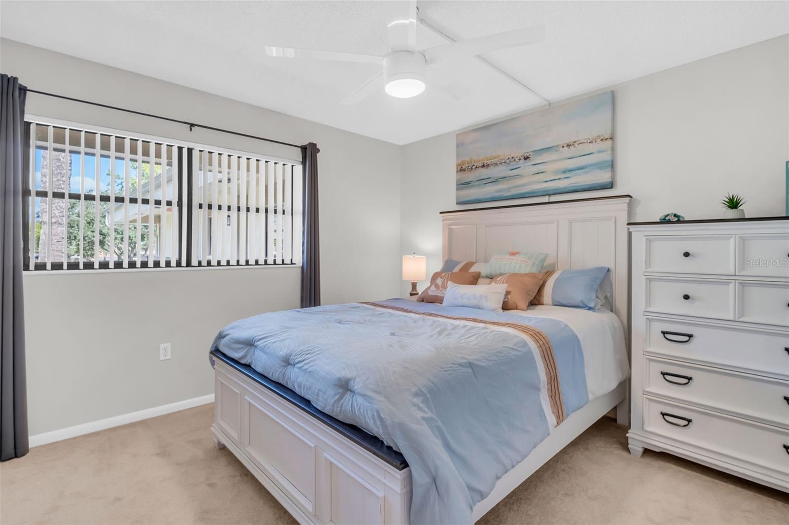 LANDINGS CONDO THE - Residential
