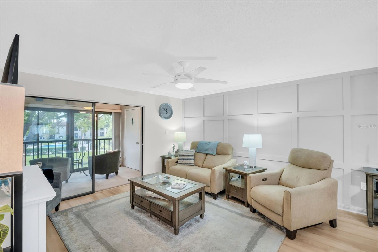 LANDINGS CONDO THE - Residential