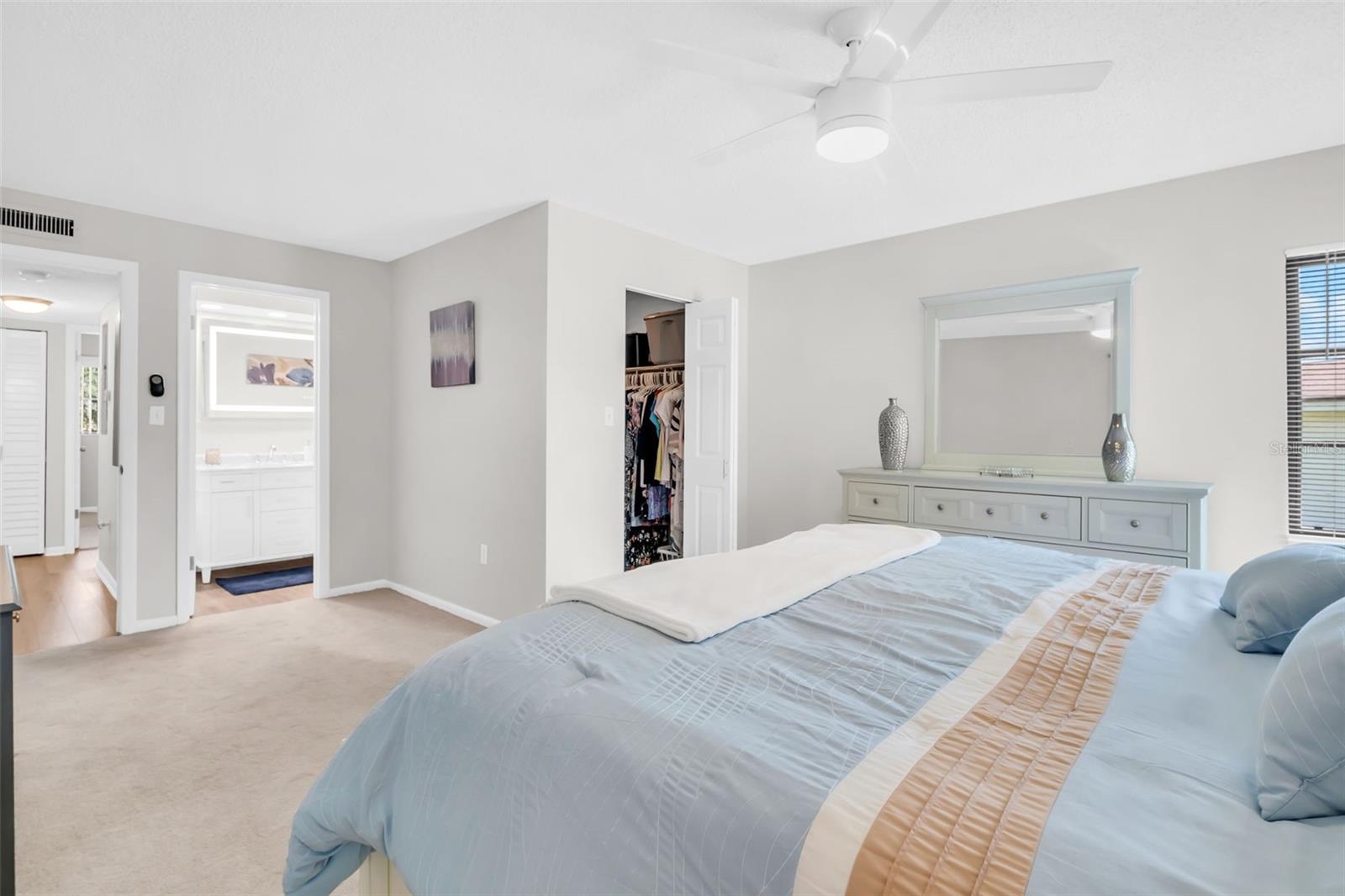 LANDINGS CONDO THE - Residential