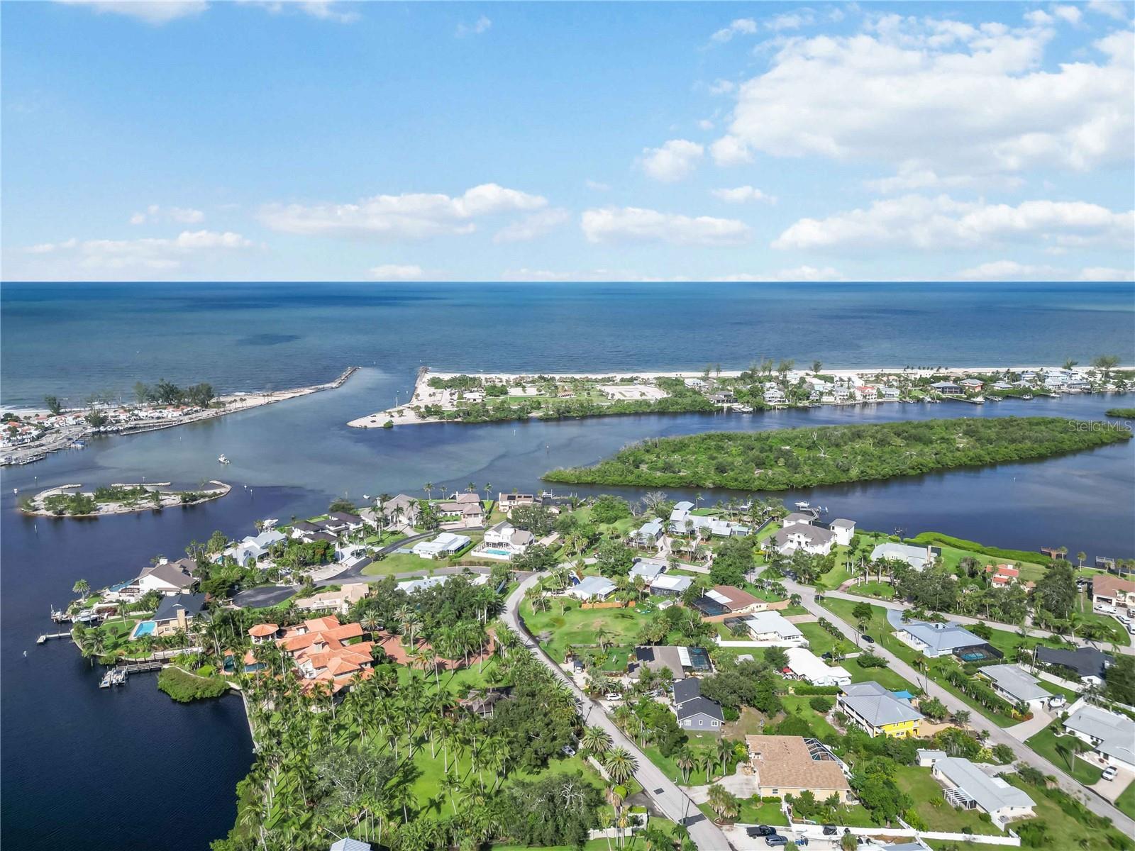 BAY POINT CORR OF - Residential