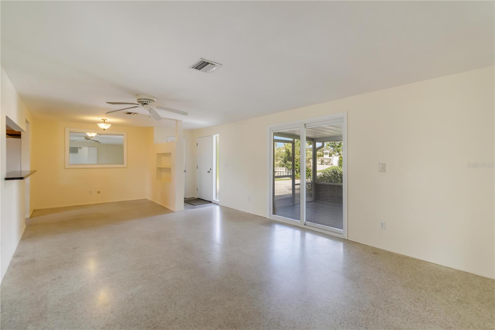 BAY POINT CORR OF - Residential