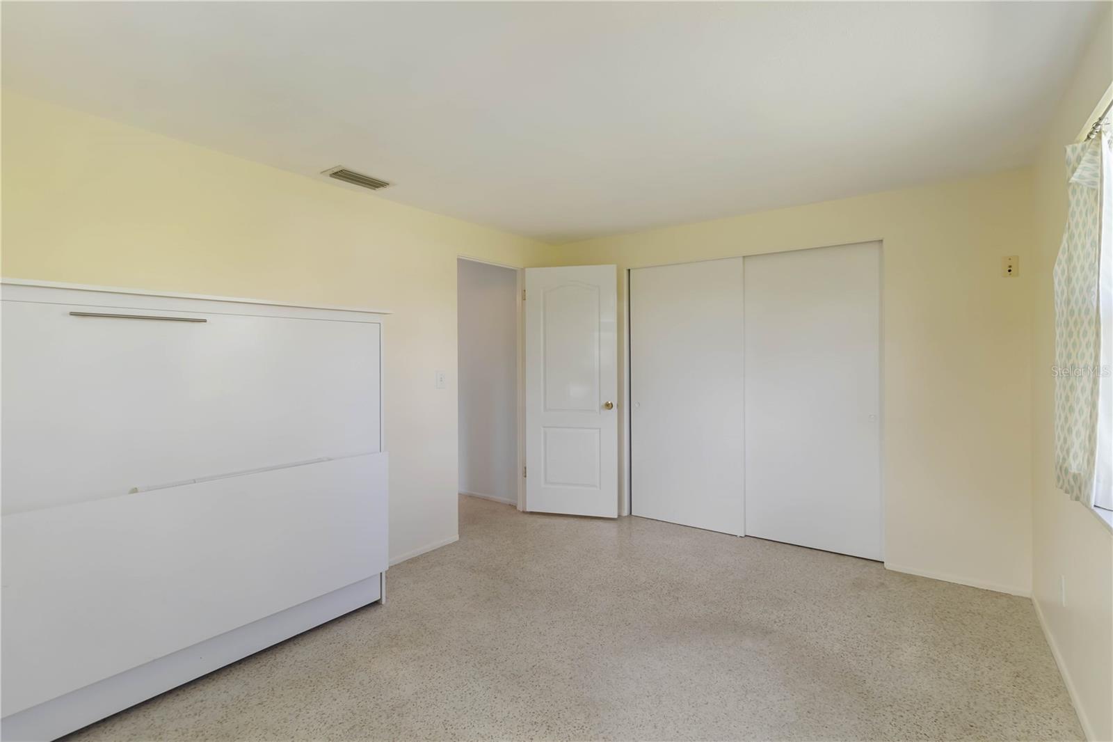 BAY POINT CORR OF - Residential