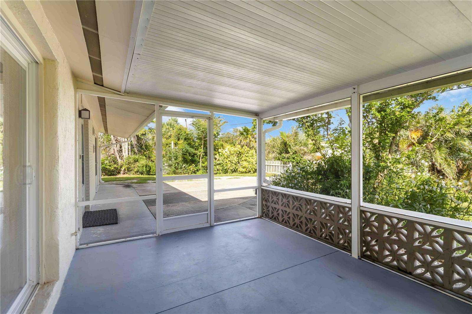 BAY POINT CORR OF - Residential