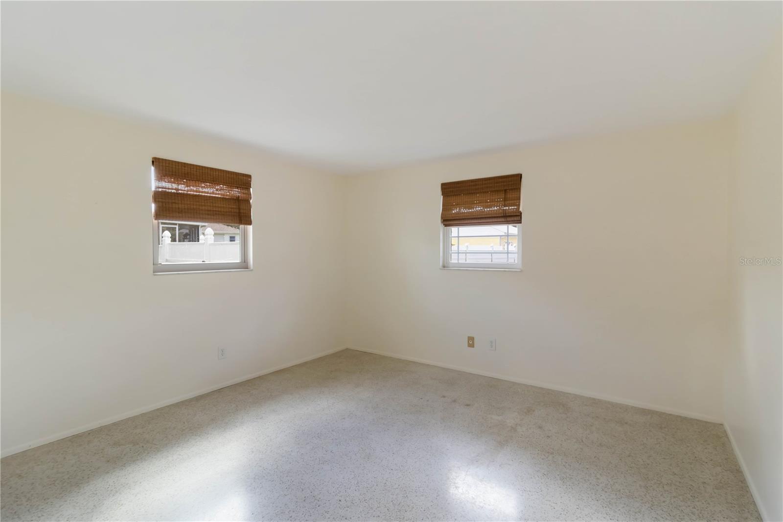 BAY POINT CORR OF - Residential