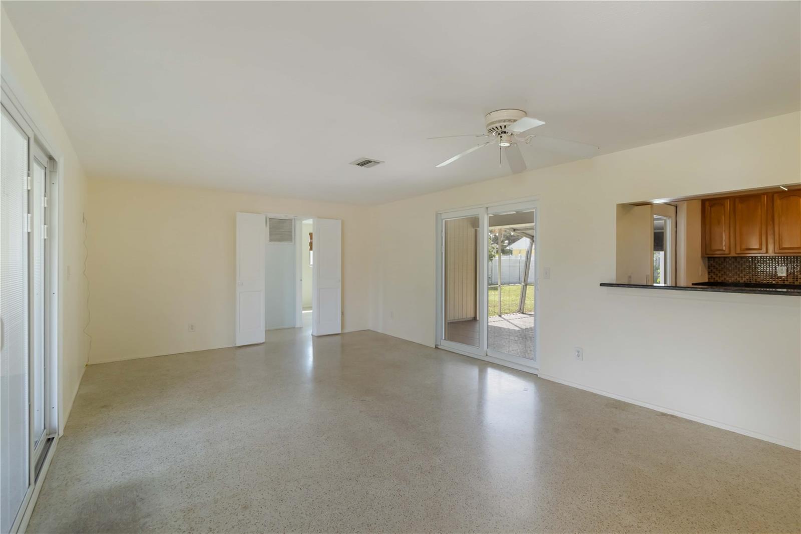 BAY POINT CORR OF - Residential